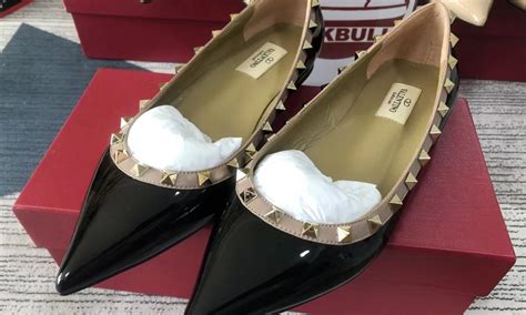 valentino garavani wholesale